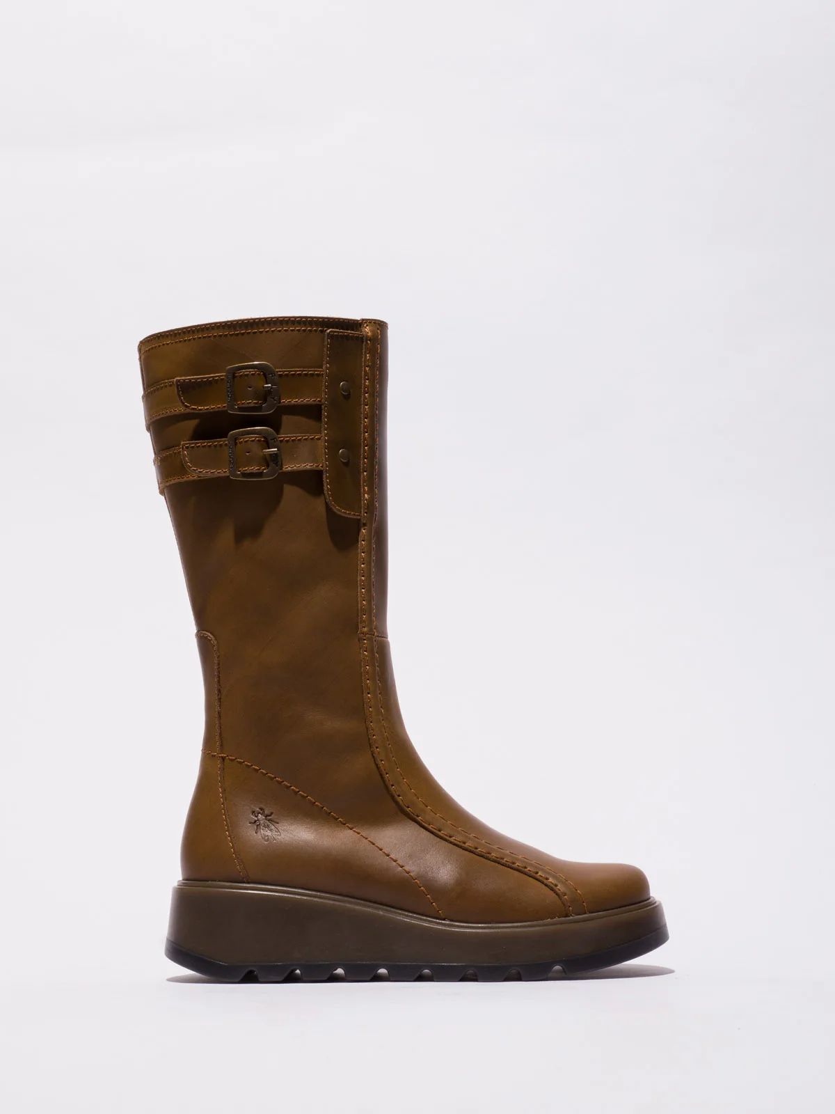 Fly London Tuuf