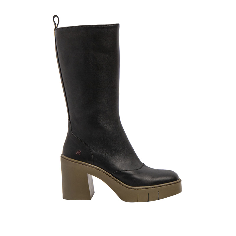 Stivali donna moda che stanno bene a tutte
